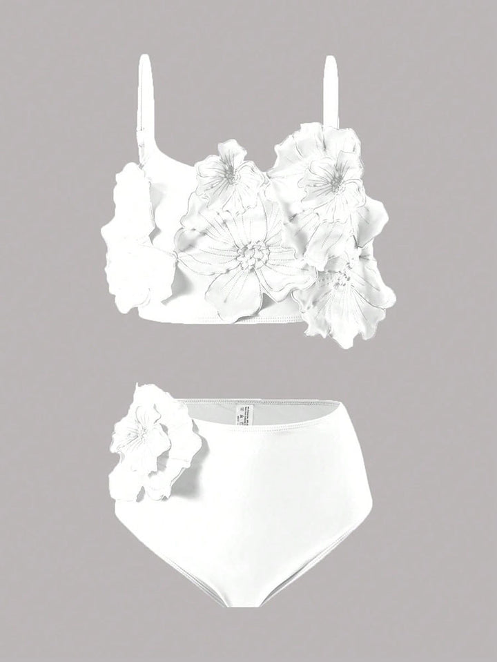 Women's bikini set with floral appliqués Mune Fashion