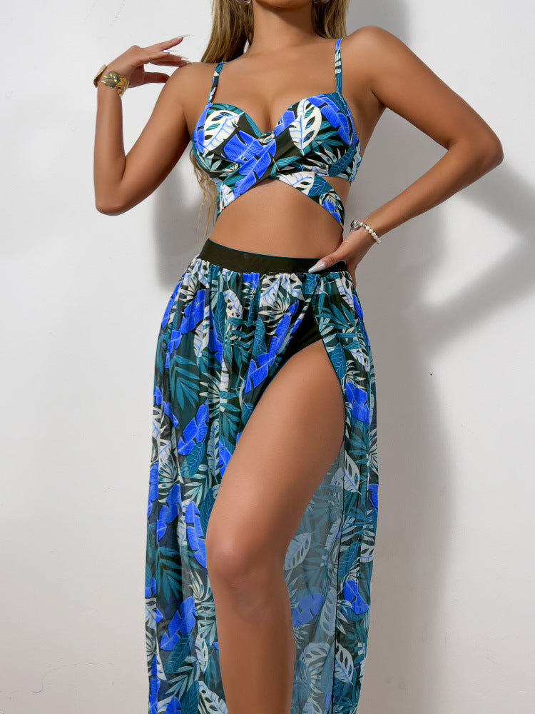 Women's Bikini Set with extravagant Cut-Out and floral Skirt Mune Fashion