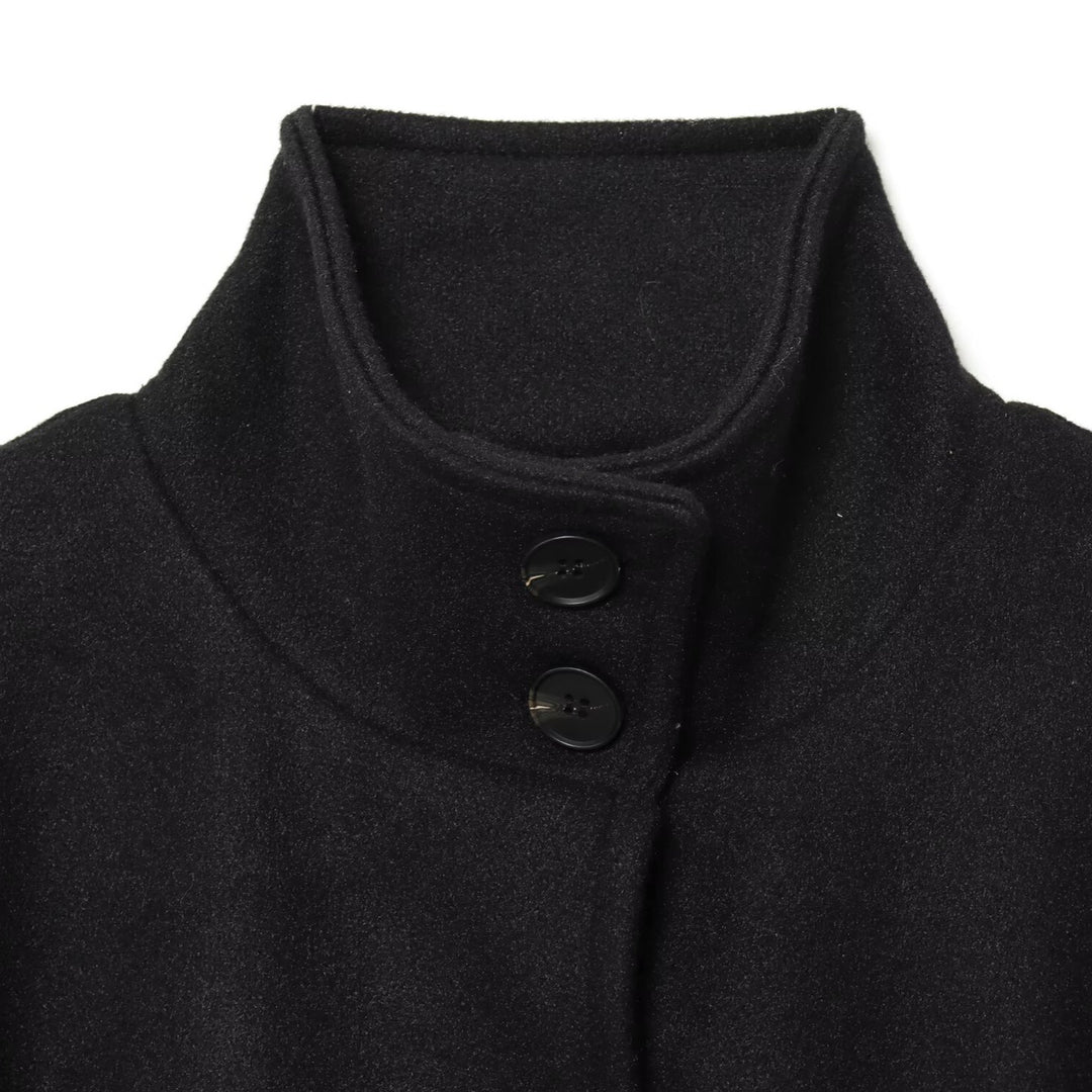 Women's nan short cape with stand-up collar, button closure and tie belt Mune Fashion