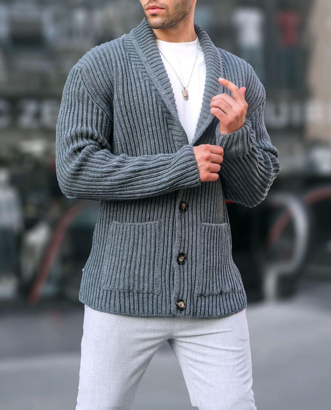Men's Cardigan with Deep Neckline and Buttons Mune