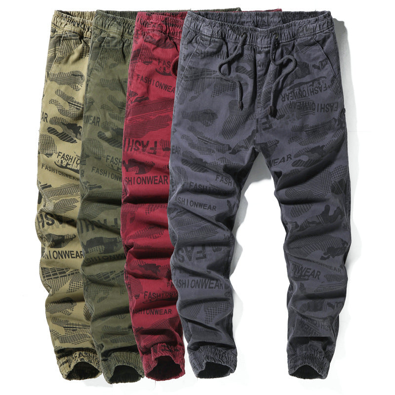 Herren Camouflage-Jogginghose mit elastischem Tunnelzugbund, tapered Schnitt und Allover-Print Mune Fashion