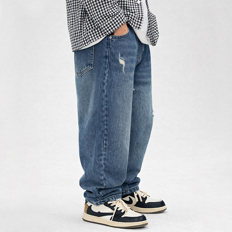 Men's Casual Relaxed-Fit Jeans with Fashionable Distressed Areas Mune Fashion