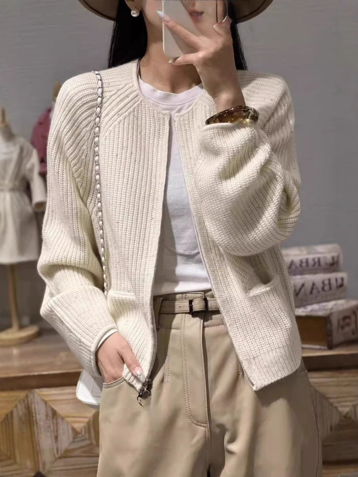 Women's cropped boxy cardigan with ribbed fine knit balloon sleeves and patch pockets Mune Fashion