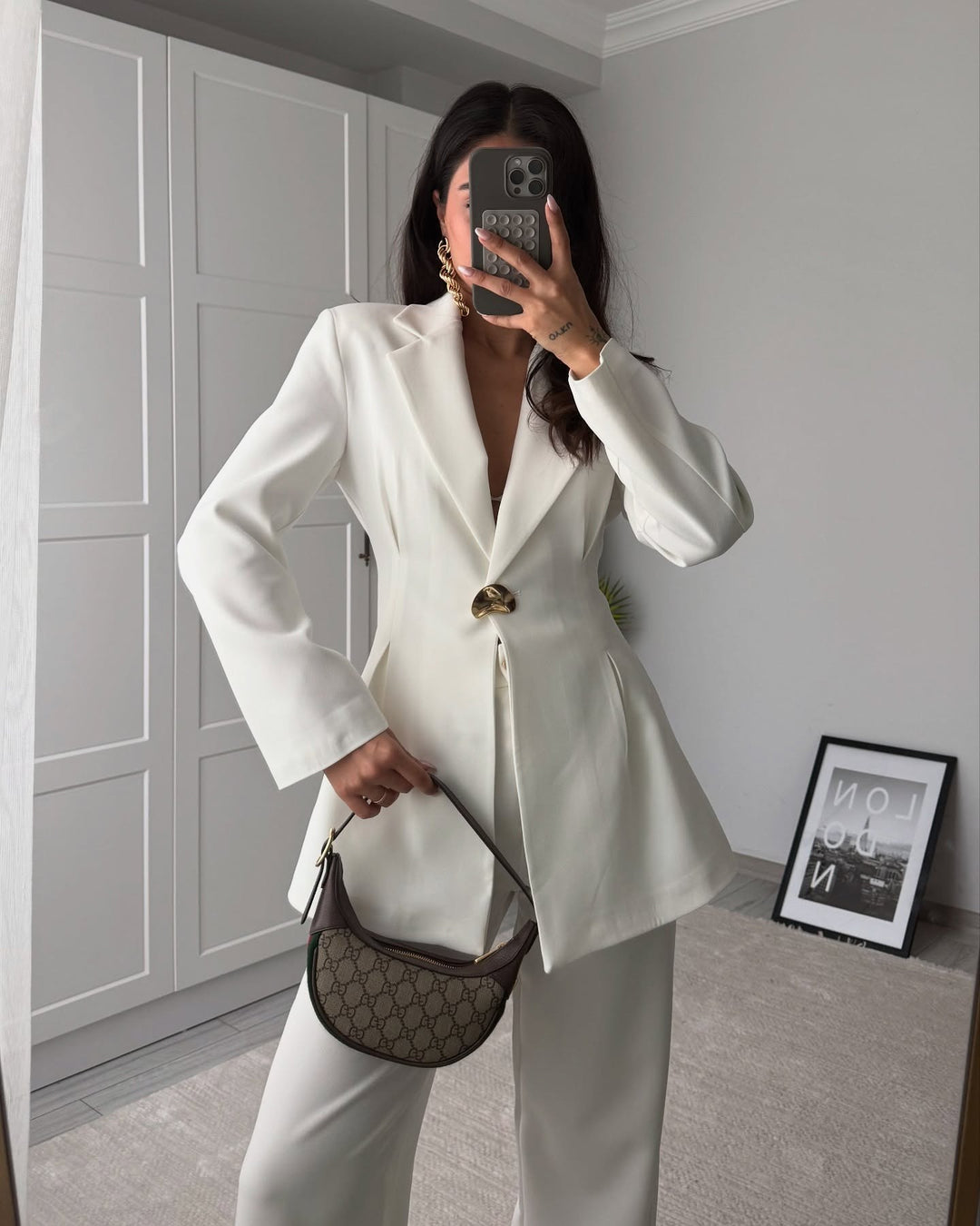 Women's Tailored Long Blazer with Golden Statement Buckle Mune Fashion