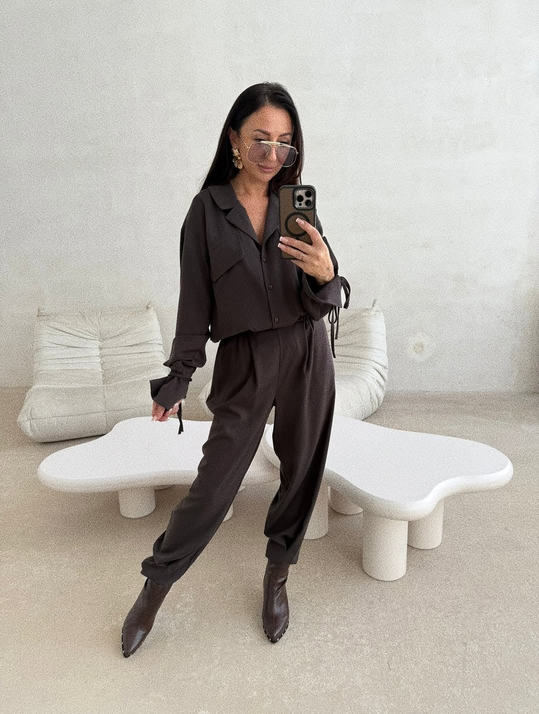 Women's Two-Piece Loungewear Set with Oversized Blouse, Patch Pockets, Drawstring Cuffs, and High-Waisted Jog Pants Mune Fashion