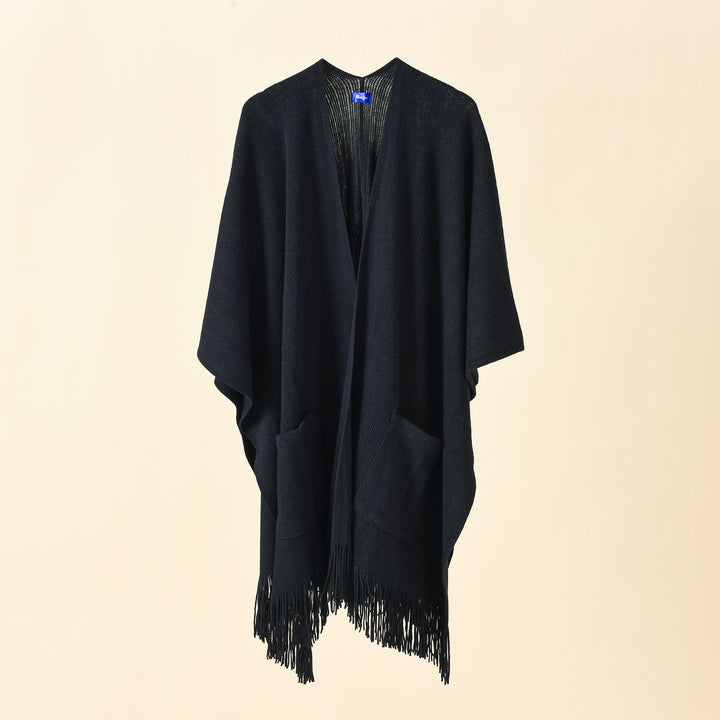 Women's chunky knit wrap with V-neck, patch pockets and fringes Mune Fashion