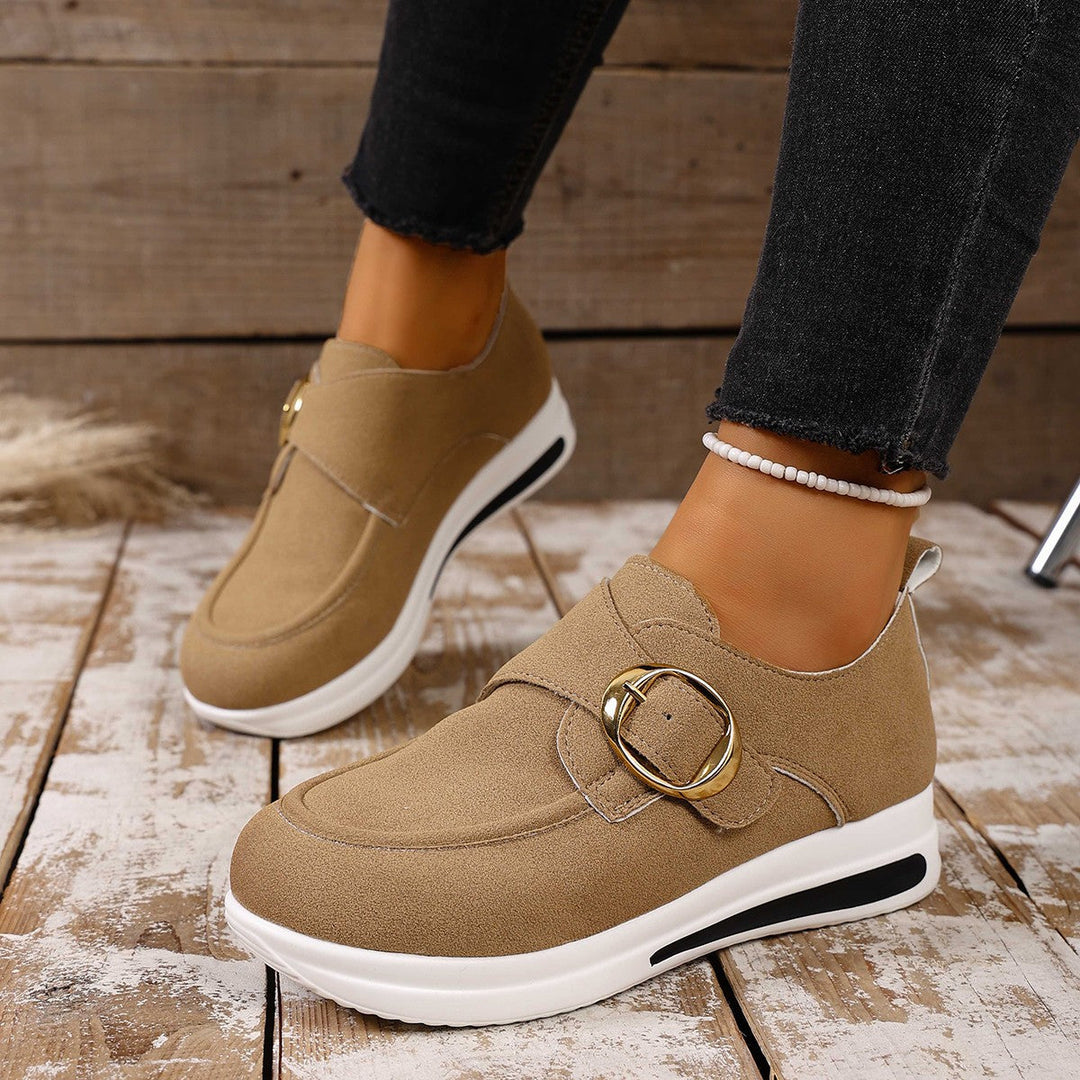 Women's sneakers with trendy buckle closure and comfortable sole Mune Fashion