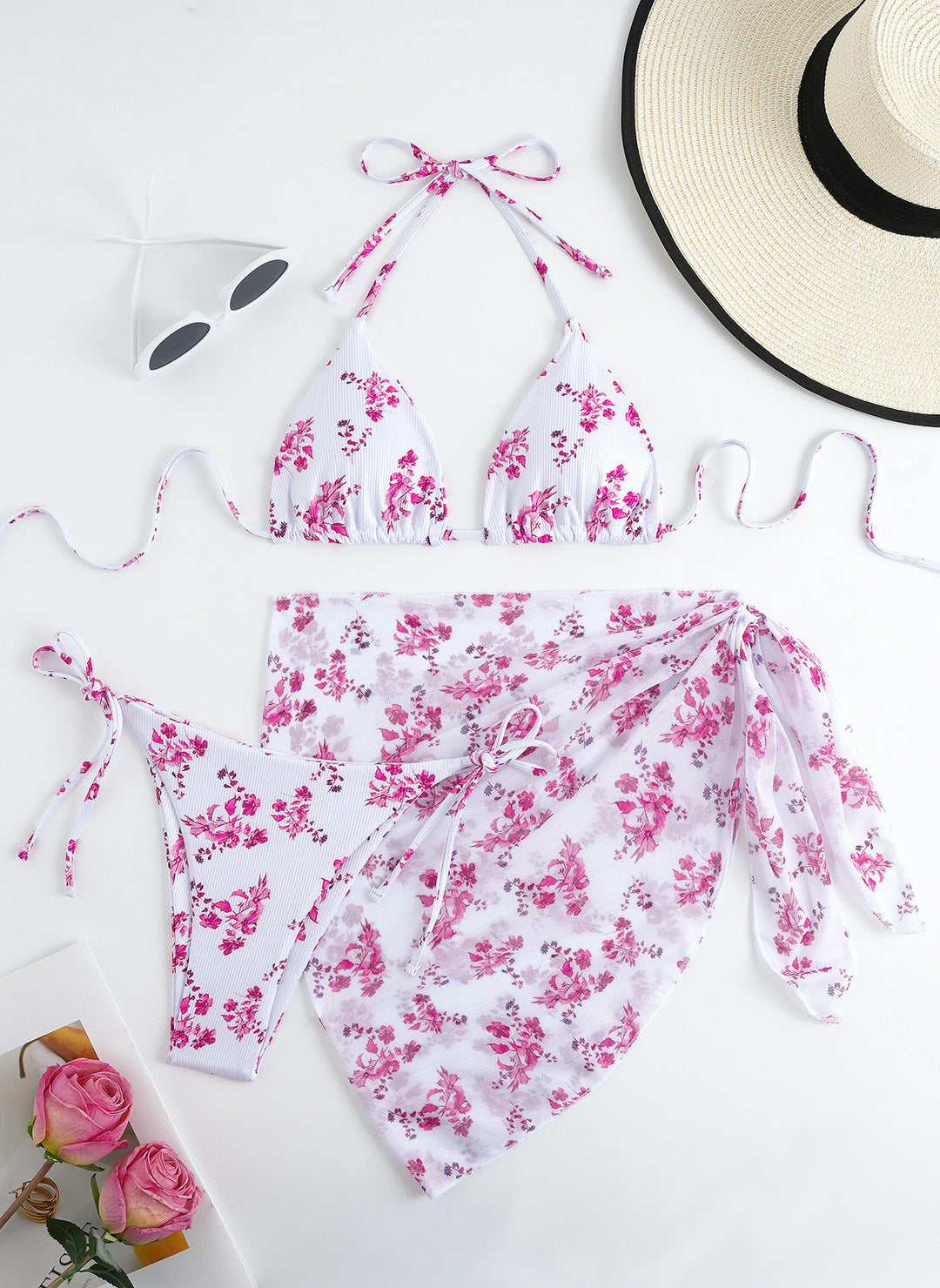 Women Triangle Bikini with floral pattern and delicate Cover-Up Mune Fashion