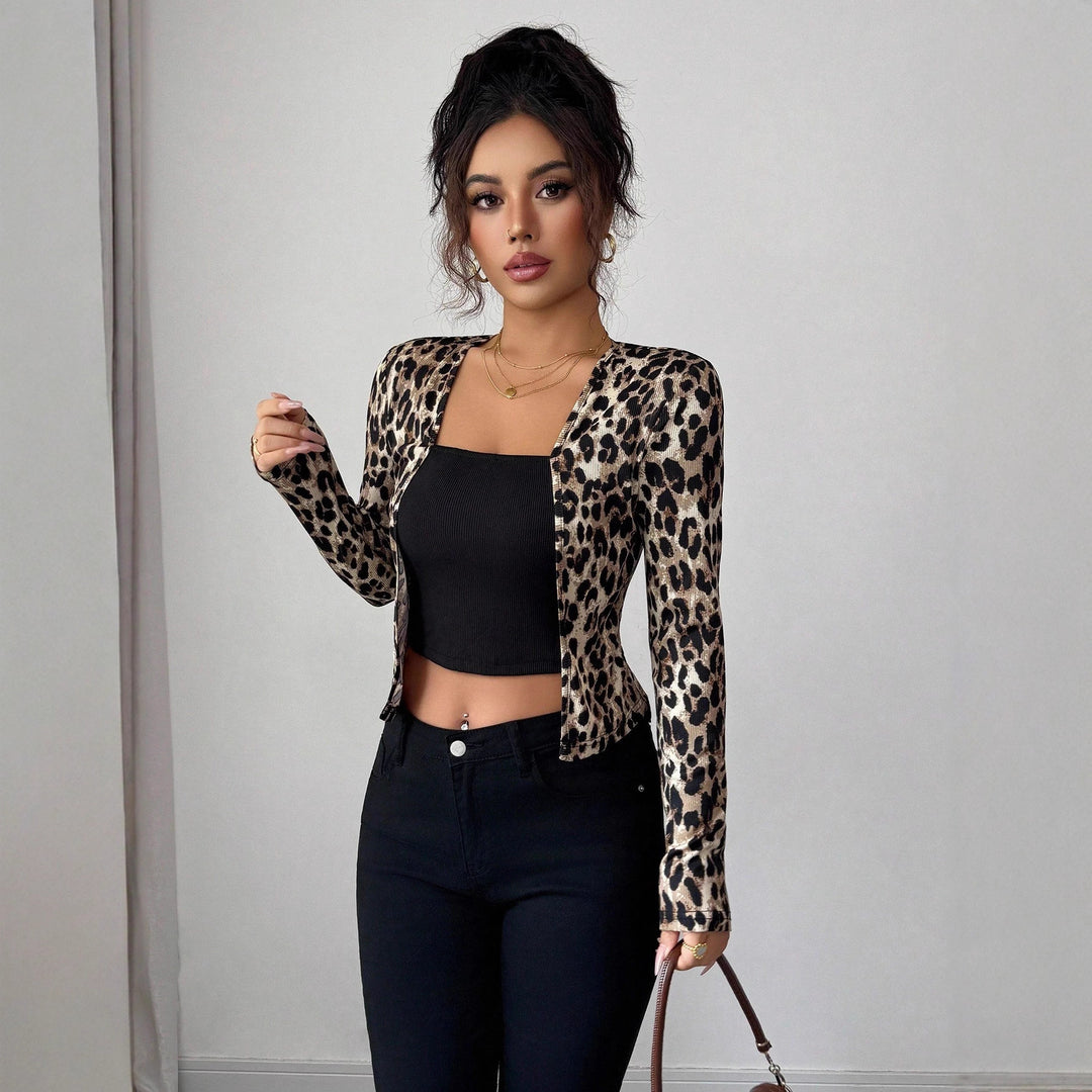 Women's tailored short blazer made of stretch jersey with leopard pattern and slim fit Mune Fashion