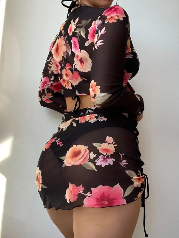 Ladies Crop Top with floral design and fitted skirt Mune Fashion
