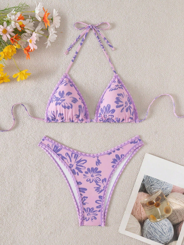 Women Triangle Bikini with Playful Floral Pattern Mune Fashion
