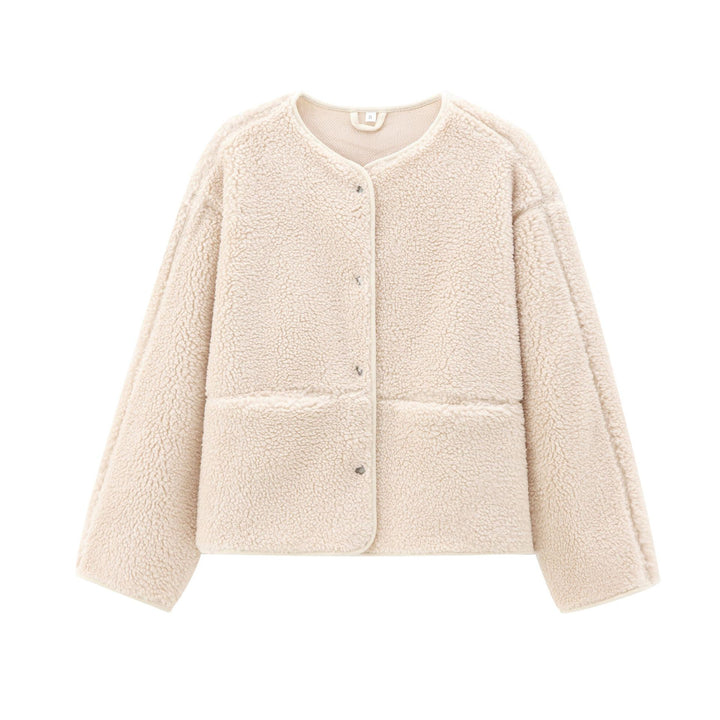 Ladies' short-cut teddy jacket with press stud placket and patch pockets Mune Fashion