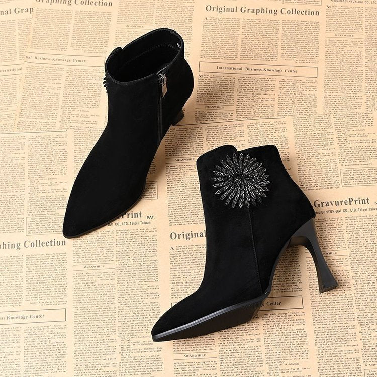 Women Elegant Suede Ankle Boots with Glitter Pin Mune Fashion