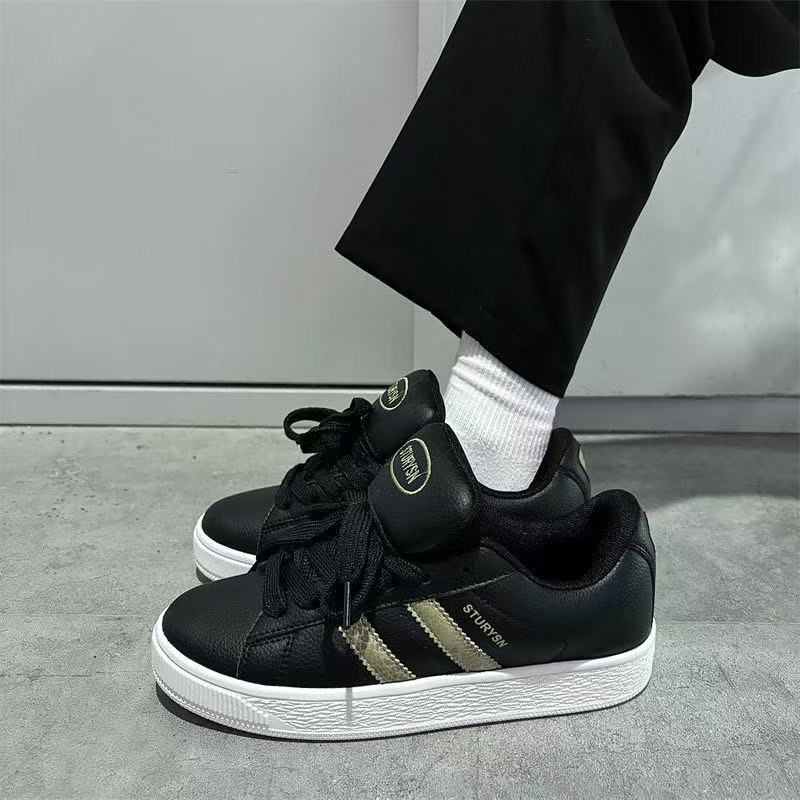 Women’s sneakers in a sporty design with reinforced support and breathable surface structure Mune Fashion