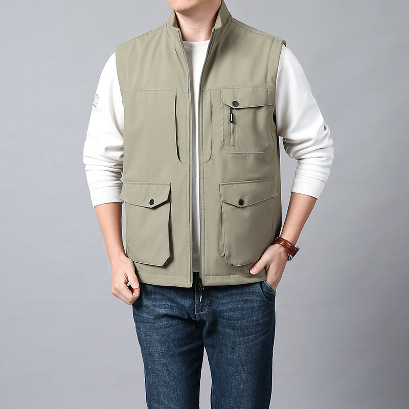 Men's functional vest in urban utility style with organizer pockets and stand-up collar Mune Fashion