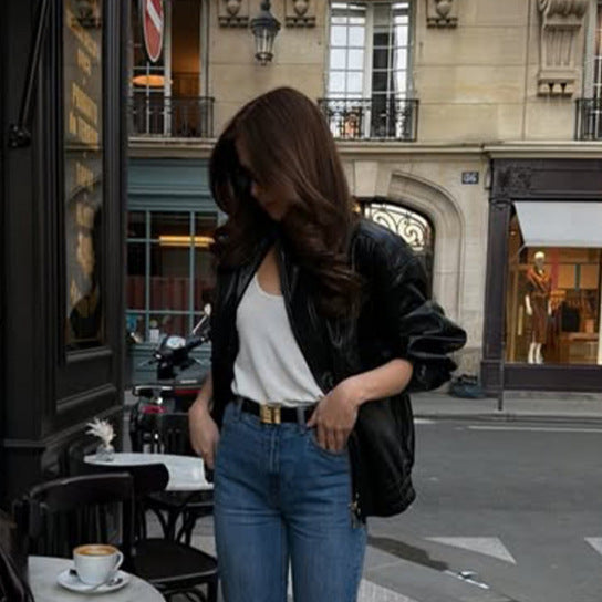 Women straight-cut jeans with high waist, raw hem and slight bootcut Mune Fashion