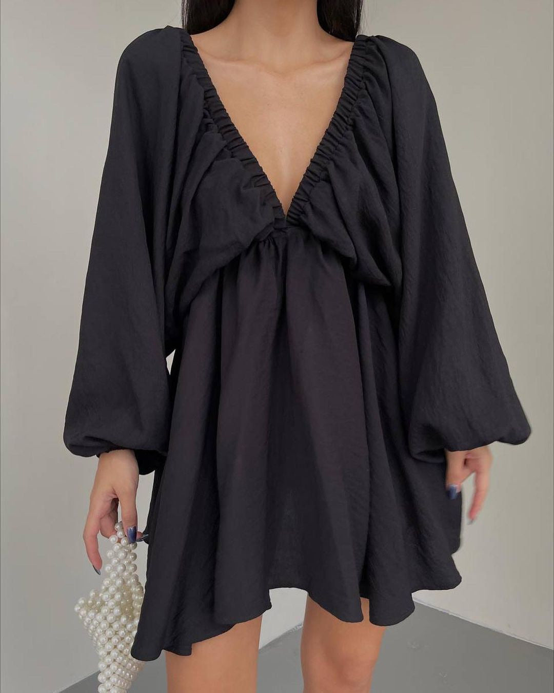 Women Loose Mini Dress with Deep V-Neck and Balloon Sleeves Mune Fashion