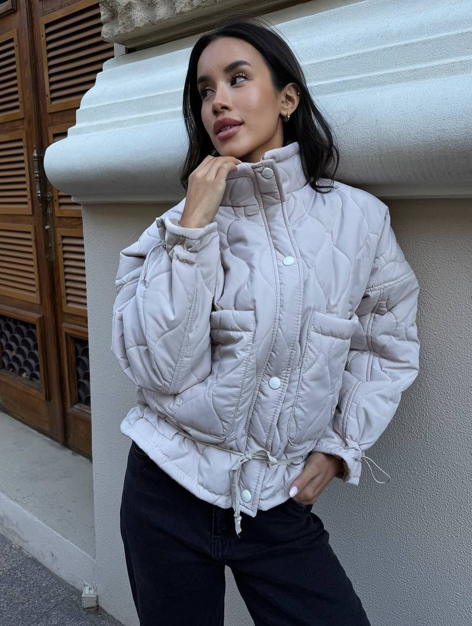 Women Short Cut Quilted Padded Jacket with Stand Collar Mune Fashion