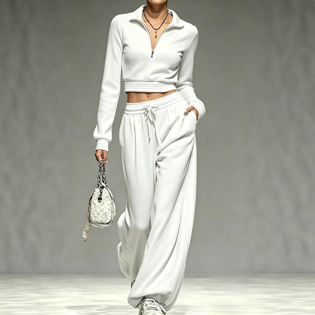 Women Cropped Training Set with Half Zipper Collar and Wide Pleated Jogger Mune Fashion