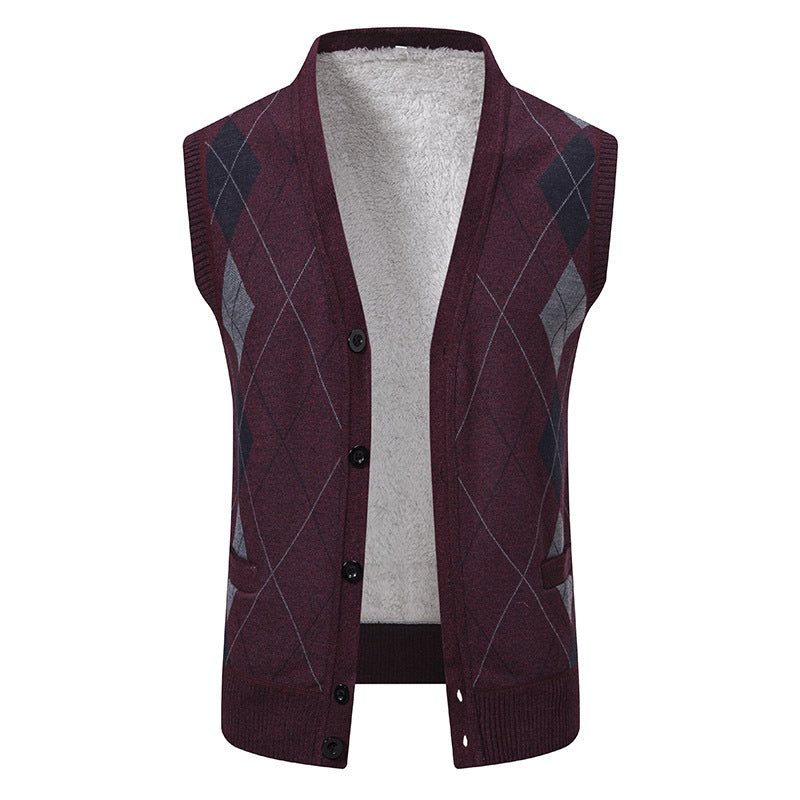 Men's sleeveless knitted vest with argyle pattern, teddy lining, and full button placket Mune Fashion