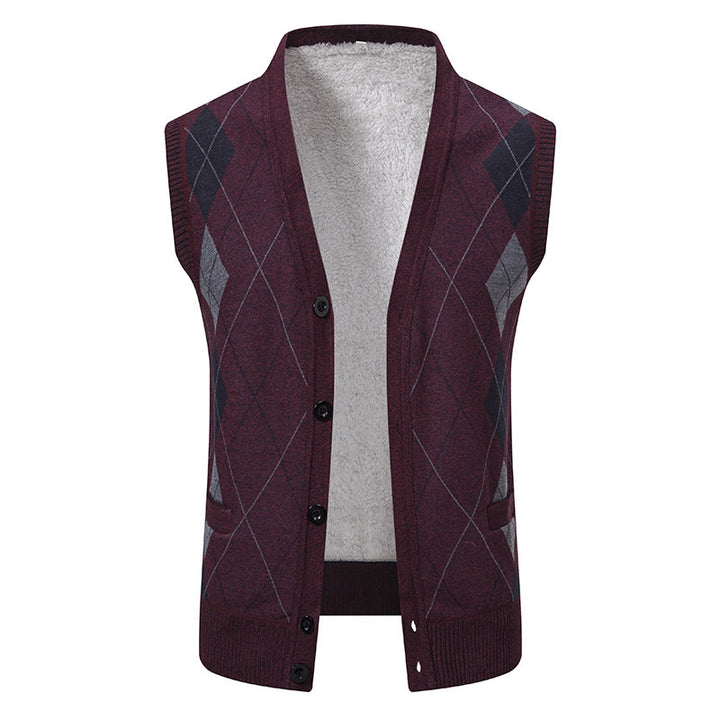 Men's sleeveless knitted vest with argyle pattern, teddy lining, and full button placket Mune Fashion