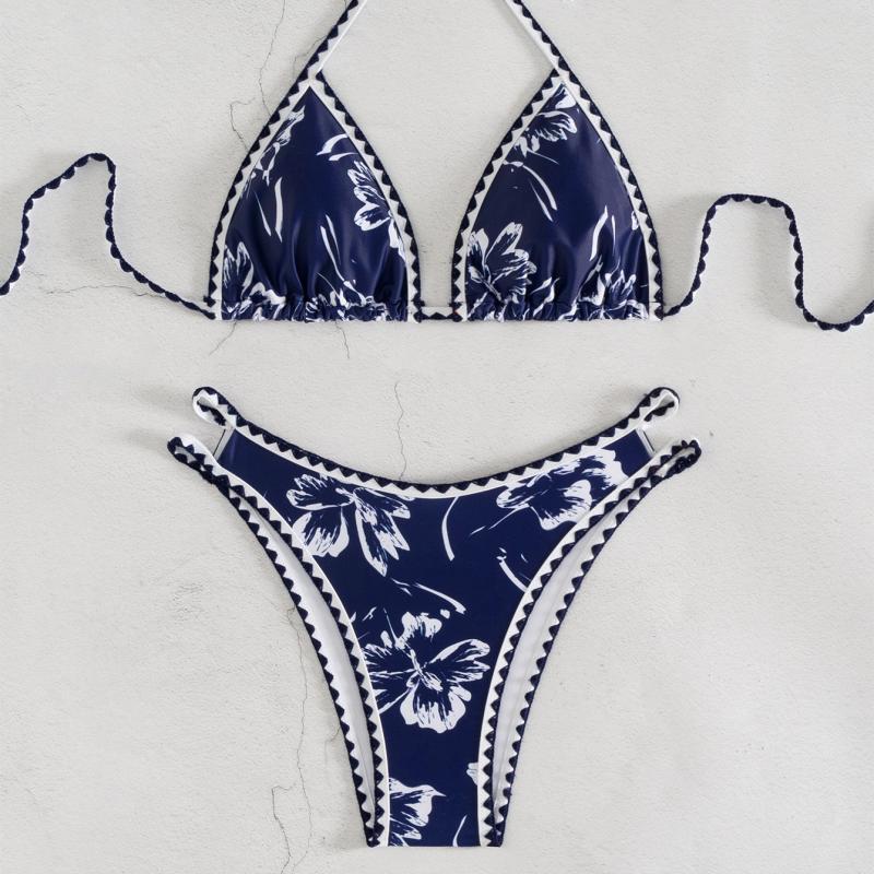 Women's triangle bikini with floral design and adjustable straps Mune Fashion