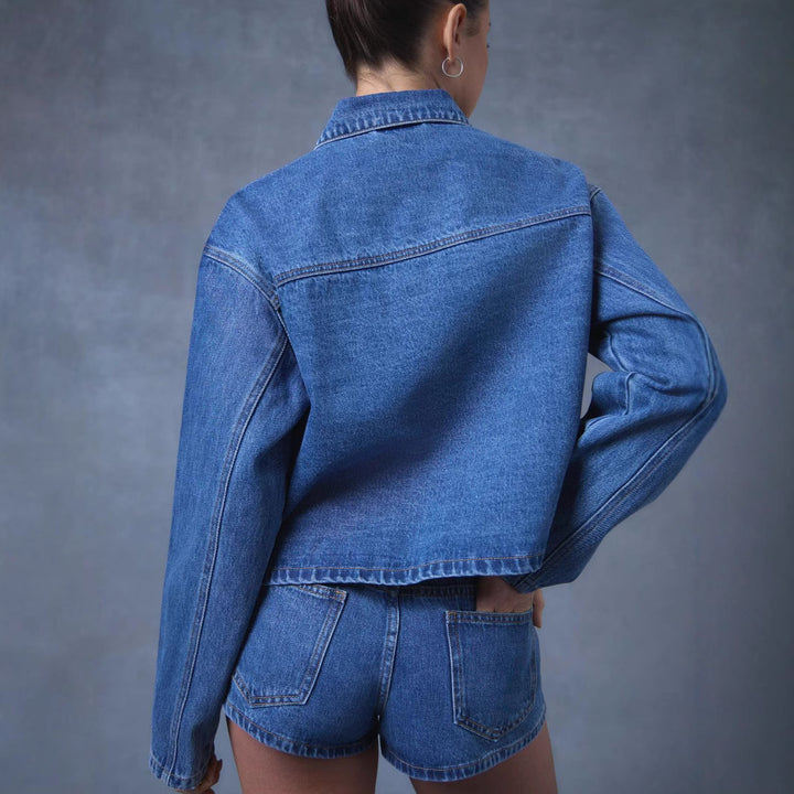 Women's short denim jacket with decorative knot closures, boxy silhouette and shirt collar Mune Fashion