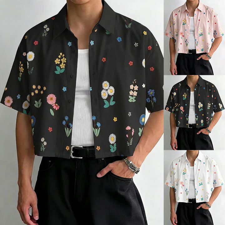 Women's loosely cut short sleeve shirt blouse with floral all-over print, shirt collar and short hem Mune Fashion