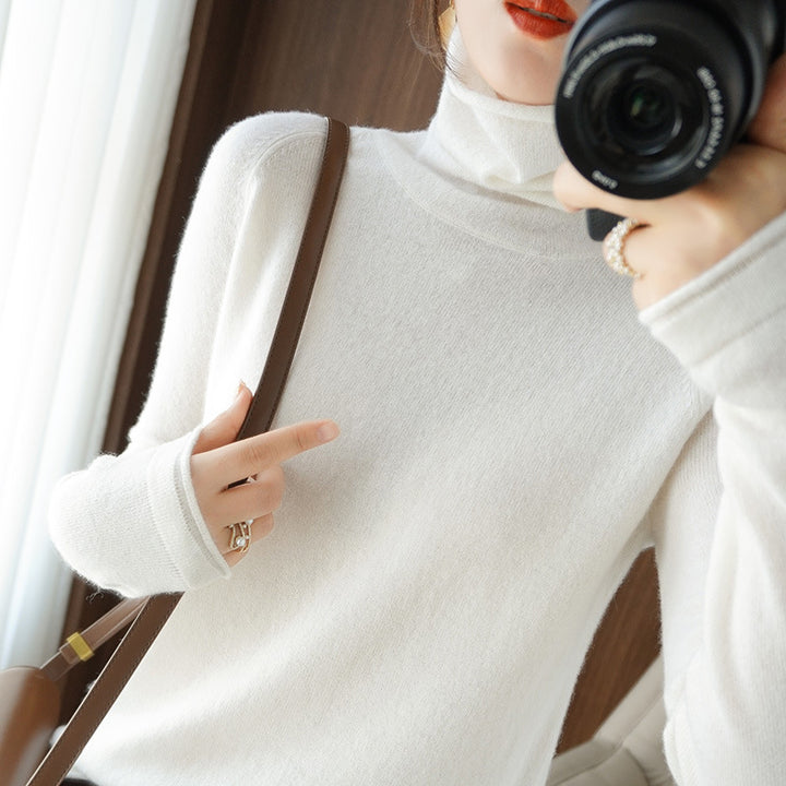 Women's Soft Roll Neck Sweater in Cashmere-Look with Thumb Hole and Fitted Silhouette Mune Fashion