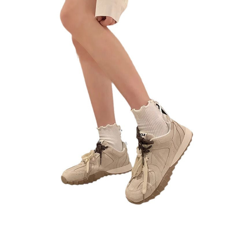 Women's sneakers in modern design with cushioned sole Mune Fashion