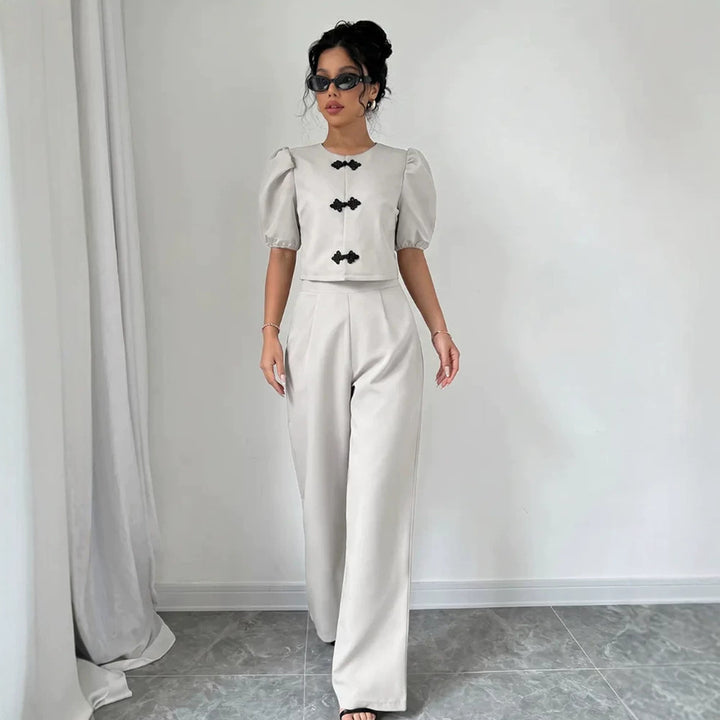 Women Two-Piece Tailoring Set with Short Jacket, Puff Sleeves and High-Cut Wide Pants Mune Fashion