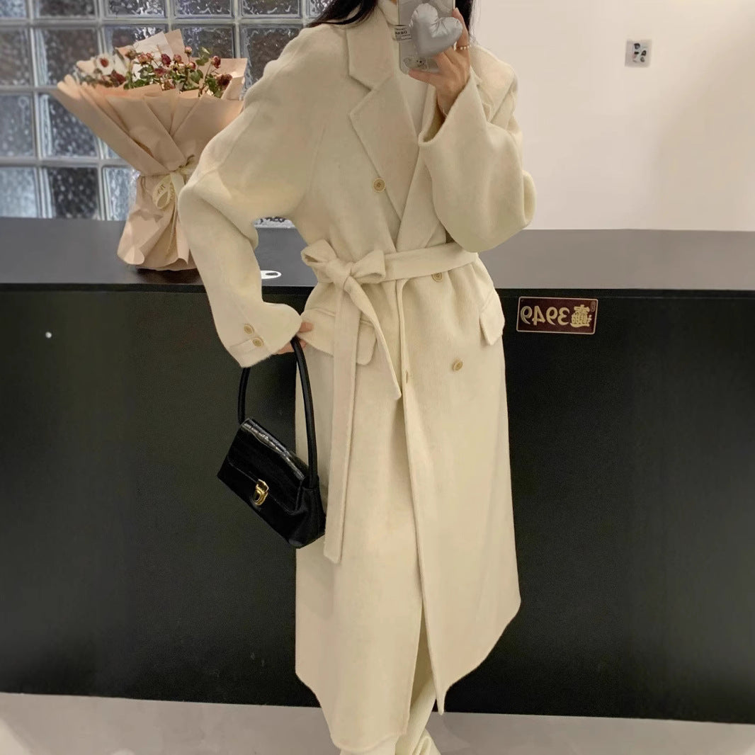Women's Oversized Wool Blend Coat with Double-Breasted Button Placket and Pocket Flaps Mune Fashion