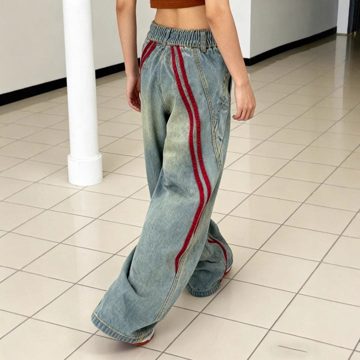Women's low-rise extra-wide baggy jeans made of vintage denim with side tape stripes Mune Fashion