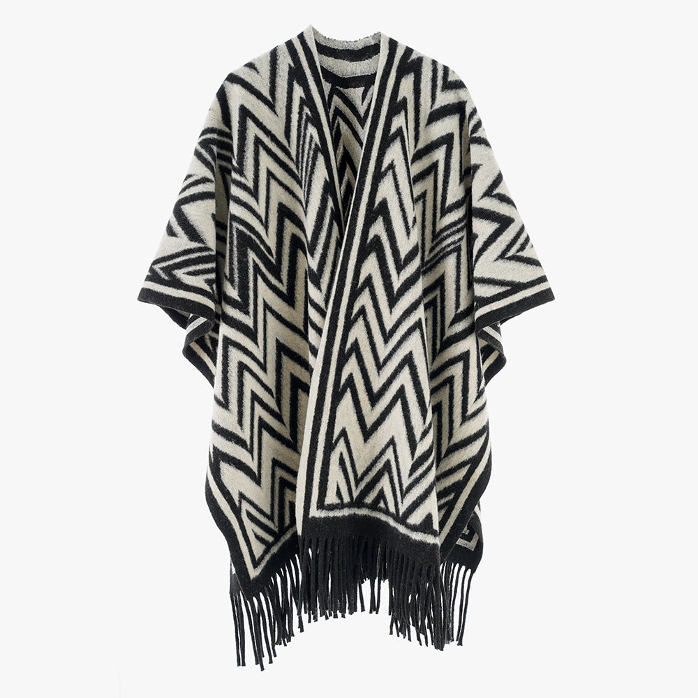 Ladies Large Fringe Poncho in Oversize Cape with Geometric Zigzag Jacquard Mune Fashion