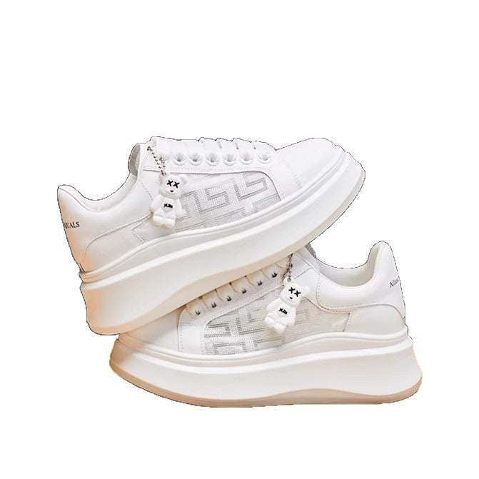 Women’s fashionable chunky sneakers with flexible cushioning sole and breathable platform construction Mune Fashion