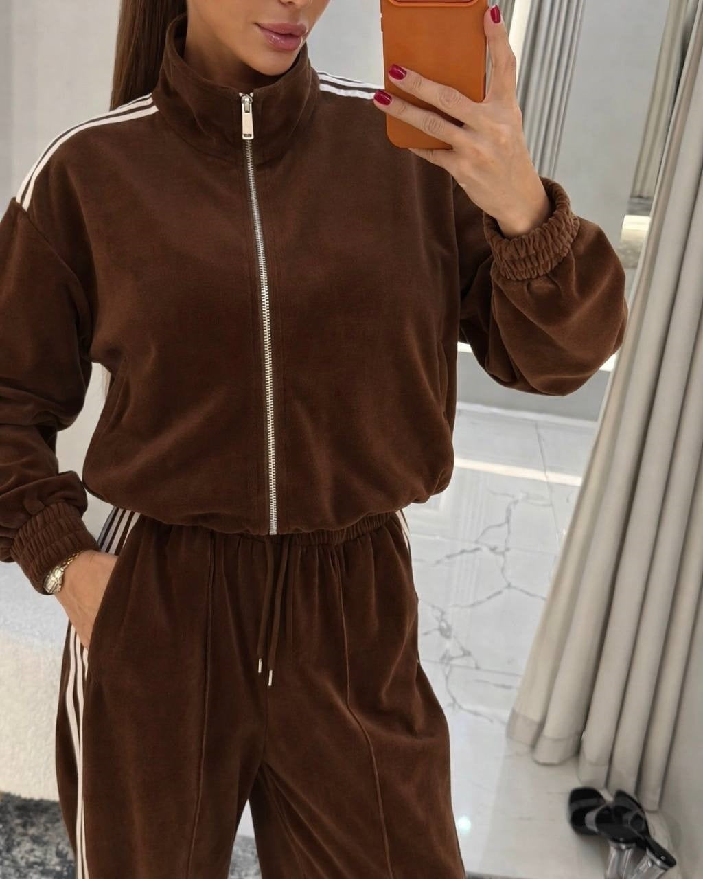 Women's luxurious velvet tracksuit set with stand-up collar and drawstring Mune Fashion