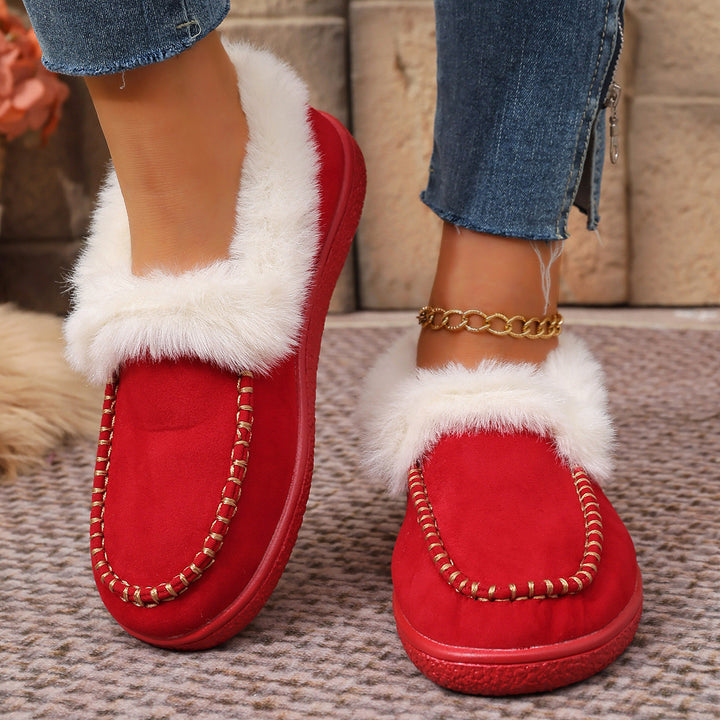 Women Padded Moccasin Slippers with Faux Fur Trim and Decorative Stitching Mune Fashion
