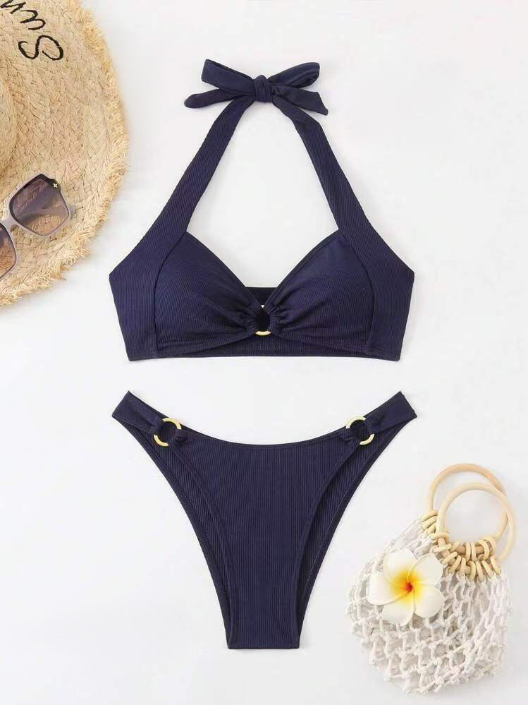 Women’s bikini set with fashionable knot and elastic material Mune Fashion