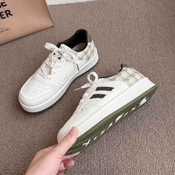 Women's fashionable sneakers with checkered inserts and cushioned sole Mune Fashion