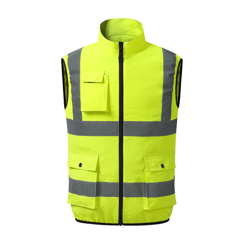 Men's lightweight short sleeve vest with stand-up collar, water-repellent nylon blend and zippered pockets Mune Fashion