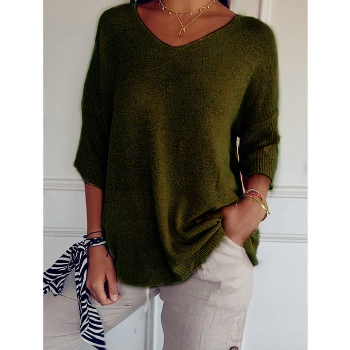 Women's relaxed fit V-neck fine knit pullover with three-quarter sleeves Mune Fashion