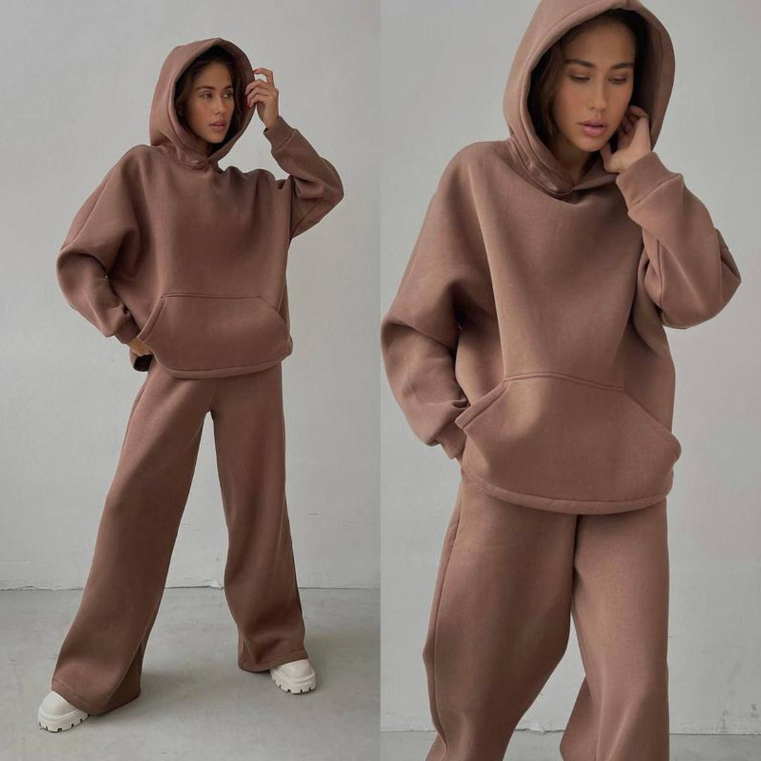 Women's nan Cozy complete set with extra soft oversized hoodie, kangaroo pocket and high-waist palazzo sweatpants Mune Fashion