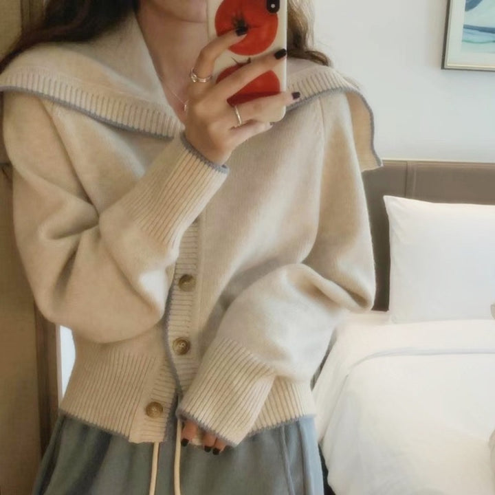 Women’s knit cardigan with oversized sailor collar and contrast edge Mune Fashion