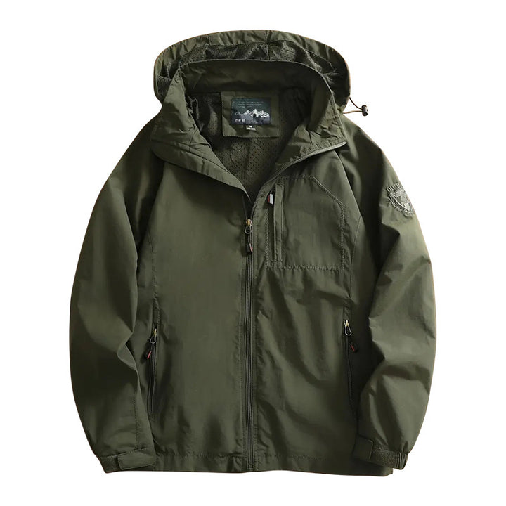 Men's lightweight outdoor jacket windbreaker with water-repellent coating and breathable mesh lining Mune Fashion