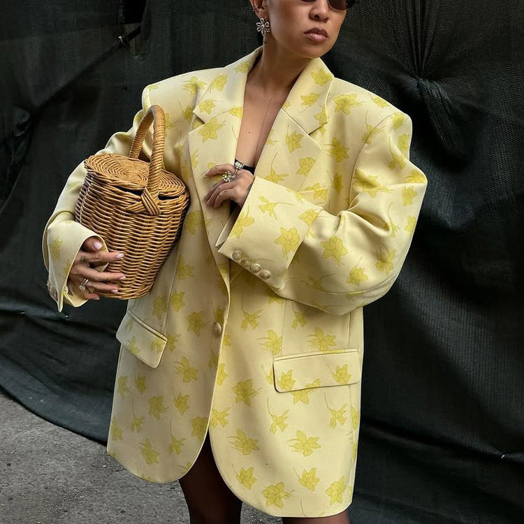 Women's oversized blazer in blazer dress style with floral jacquard and accentuated shoulder Mune Fashion