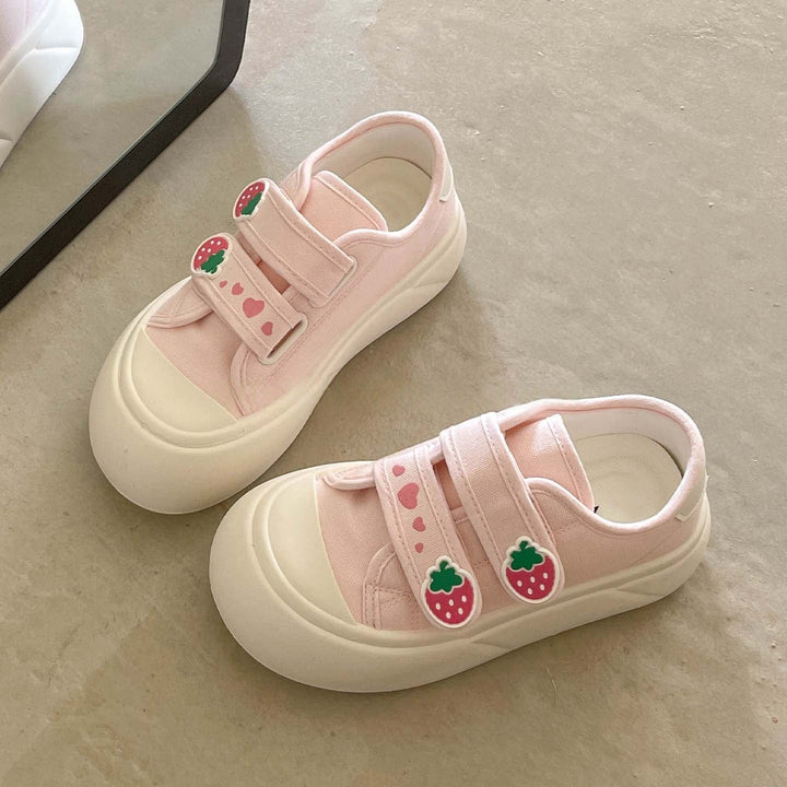 Women comfortable and playful sneakers with Velcro from Mune Fashion