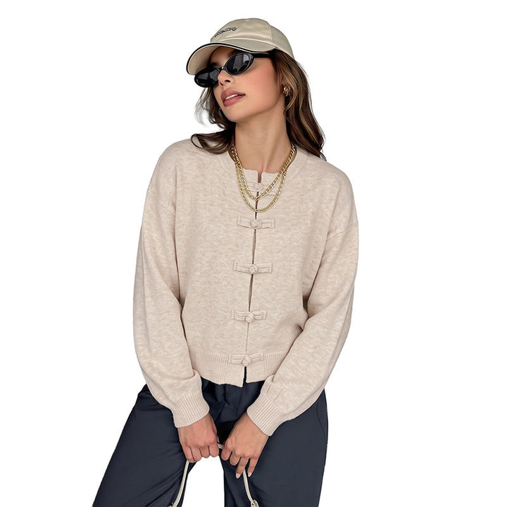 Women Fashionable Knit Sweater with Buttons Mune Fashion