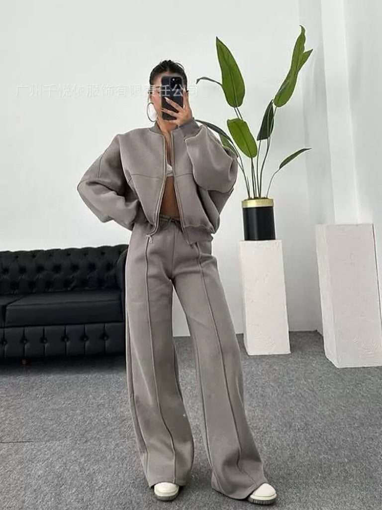 Women’s cropped bomber jacket with zipper and loose high-waist joggers set Mune Fashion