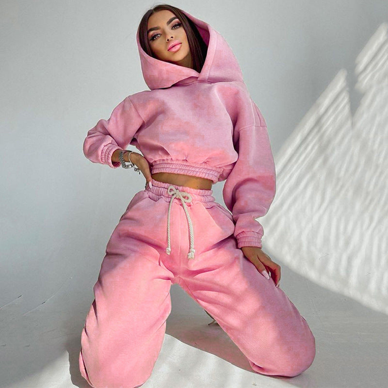 Women's nan Cropped-Hoodie-Loungewear-Set with elastic ribbed waistband, high-waisted joggers and decorative drawstring Mune Fashion