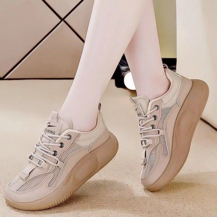 Women's Sporty Sneakers with Breathable Mesh Upper and Comfortable Sole Mune Fashion